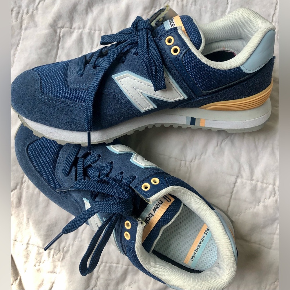 New Balance 574 Tennis Shoes